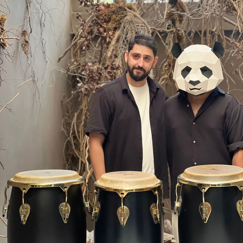 دانلود آهنگ آوای رهاد (افشین یوسفی زاد) به نام رقص ابرها